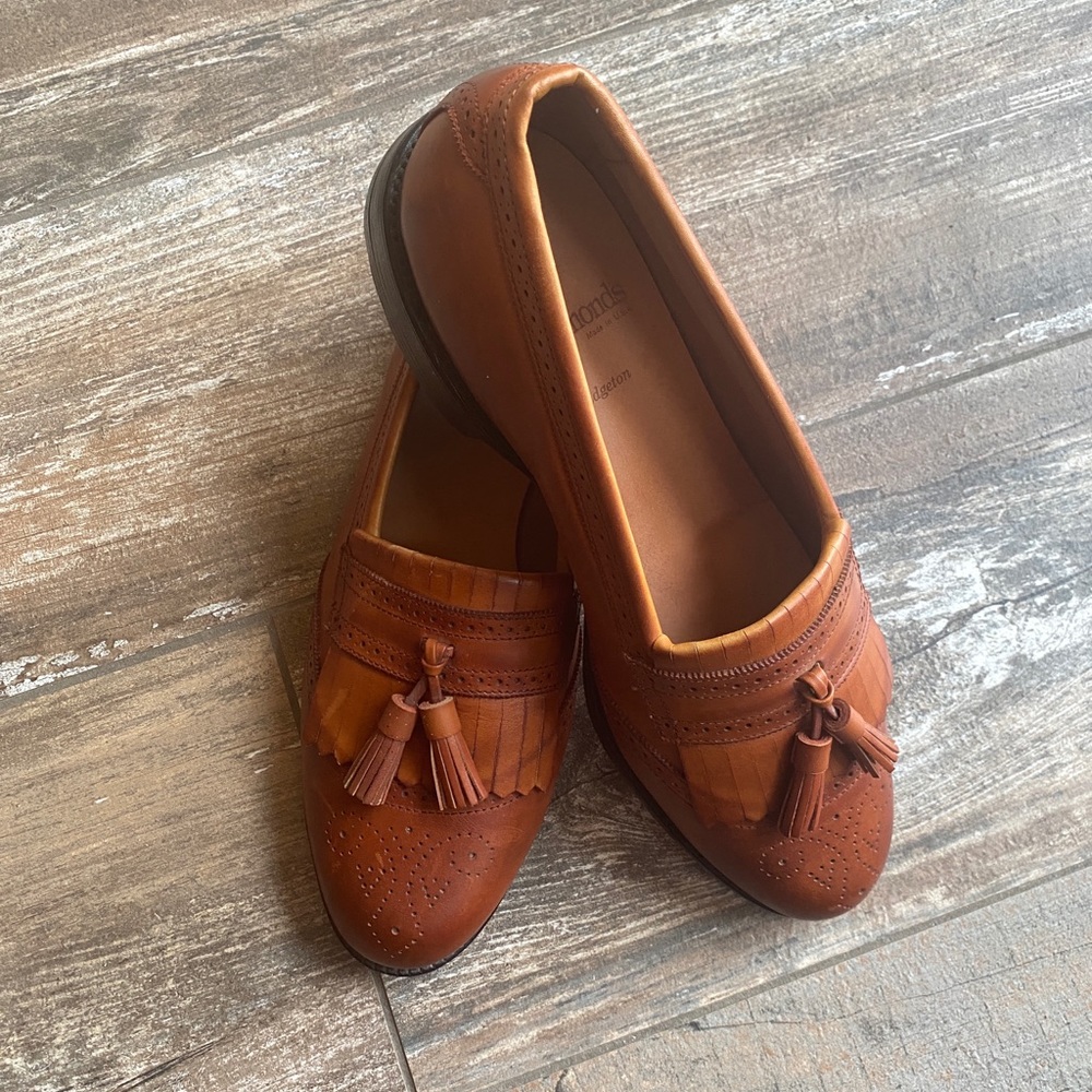 Allen Edmonds size 10 1/2 D Bridgeton brown leather Kiltie Tassel Loafer